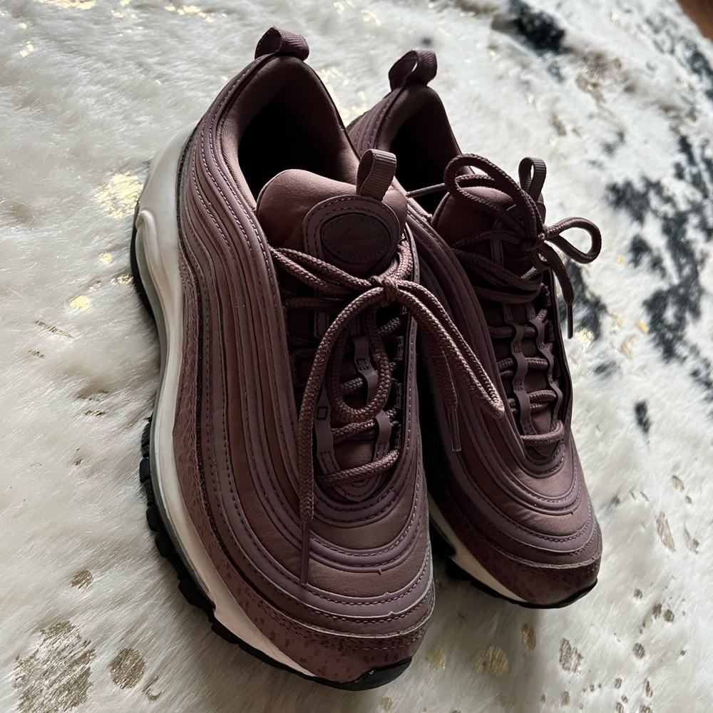 Mauve Air Max 97 “Purple Smoke”